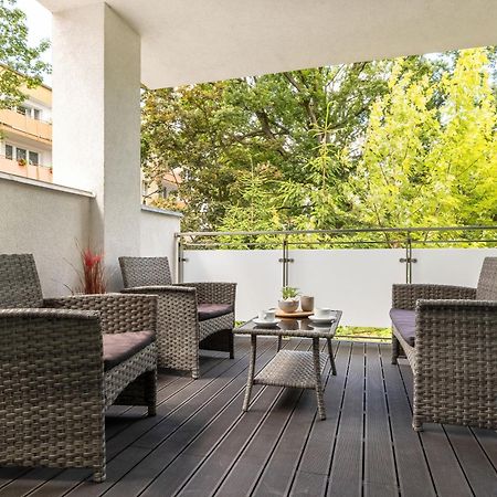 Family Apartments Herberta With Terrace And Parking By Rent Like Home Swinoujscie Exterior photo
