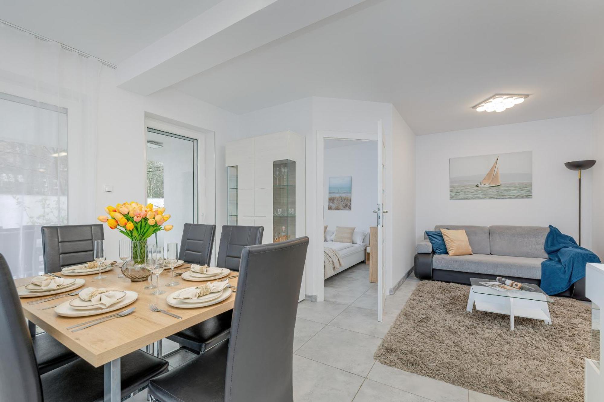 Family Apartments Herberta With Terrace And Parking By Rent Like Home Swinoujscie Exterior photo