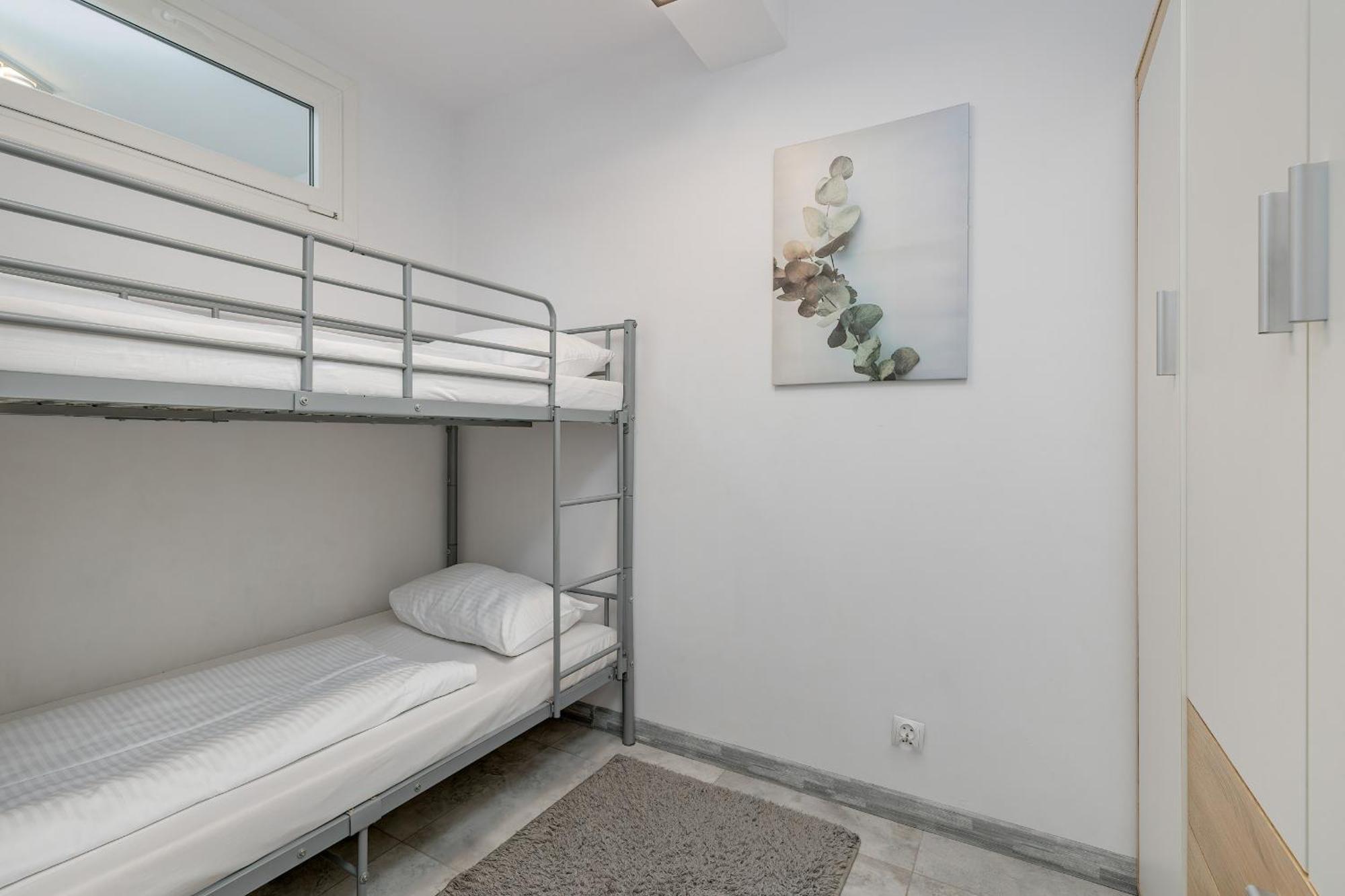 Family Apartments Herberta With Terrace And Parking By Rent Like Home Swinoujscie Exterior photo